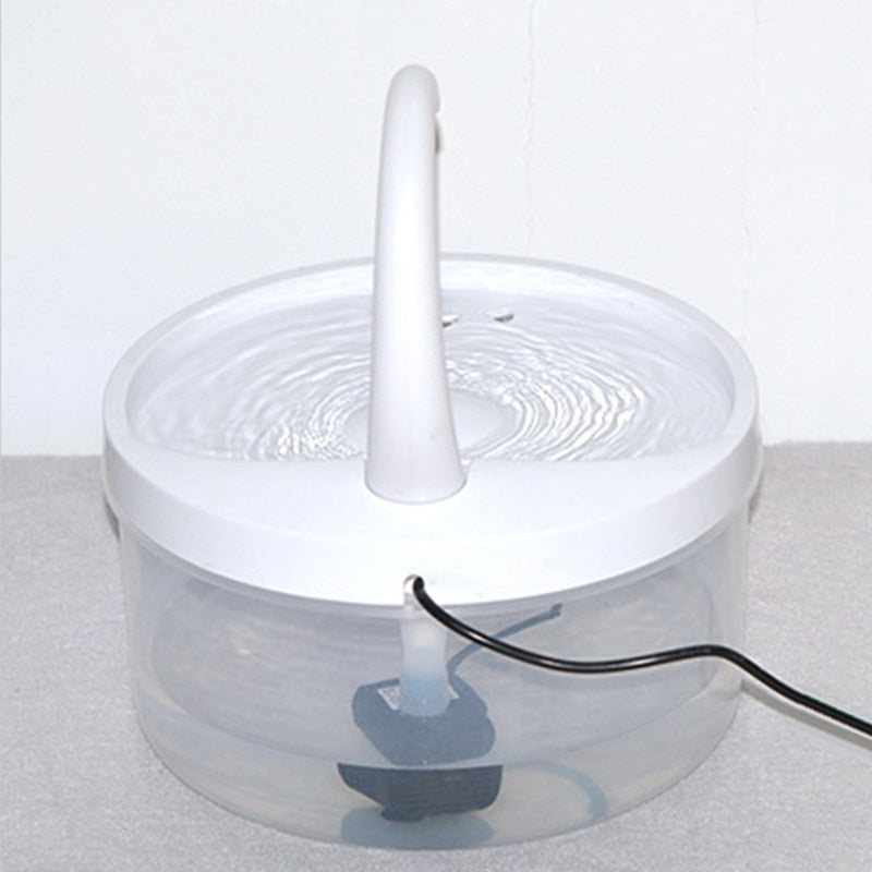 Fonte de água potável para gatos